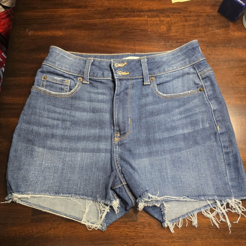 True Craft Womens High Rise Denim Shorts Medium Wash Raw Hem Size 7